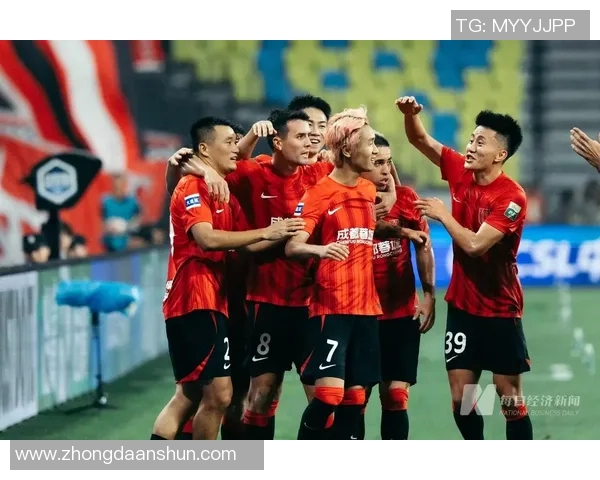 成都足球队的拼搏历程与欧锦赛梦想的追逐之路