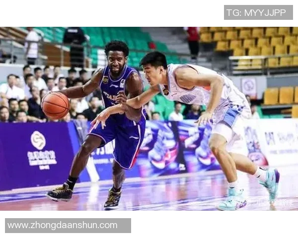 成都乒乓球队在锦标赛中的团队协作展现出色表现与战术配合分析